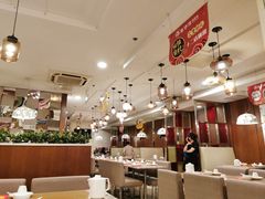 大堂-粤仔湾砂锅粥(滨湖万达店)