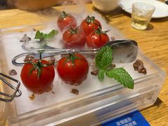 番茄脆菇沙拉-小大董·烤鸭(五棵松店)