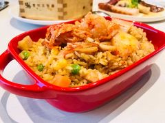 酸辣泡菜虾球鸡肉炒饭-明腾壹间茶餐厅(新都会花园广场店)