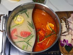 -椰子湾·海南火锅·糟粕醋·椰子鸡(正大广场店)