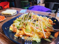 超量鸡肉沙拉-MI WU FACTORY米屋美食工厂餐厅(绿地店)