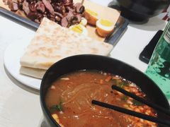 -牵人麻辣粉(粉巷店)