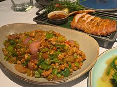罗勒叶炒碎猪肉-BetterThai 泰加(苏州中心店)