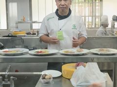 -上海市曹杨职业技术学校