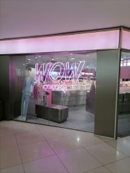 -WOW COLOUR