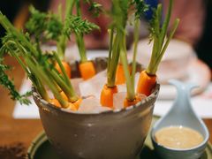 煎培酱配拇指胡萝卜-甜阿姨·天台花园私房菜(万松园店)