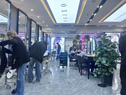 -藤野造型烫染·漂发