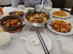 -鑫巴蜀小镇 · 水煮鱼专研店(玉桥店)