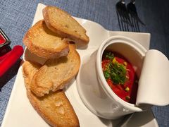 -弦月窗LUNETTE BY AMANDA(复兴路店)