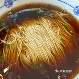 酱汁完全渗进了肉里，咸香中带点微甜