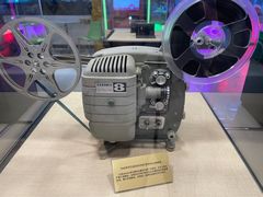 -华美国际影城(旧宫永辉店)