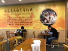 大堂-鑫花溪牛肉米粉(凤凰街创始总店)