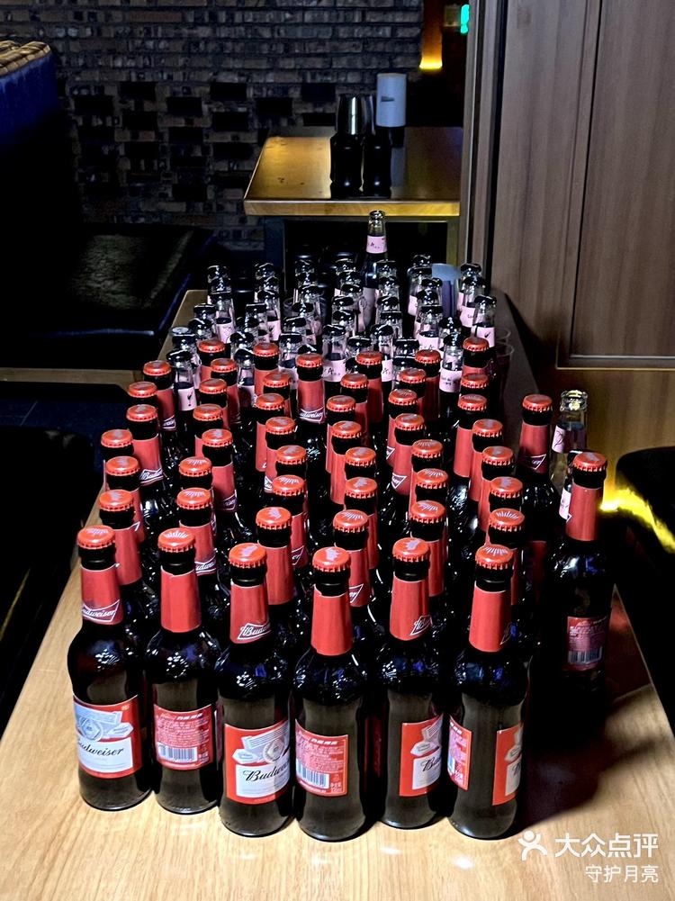 是谁在喝一块一瓶的啤酒啊