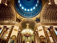 -滴血救世主教堂