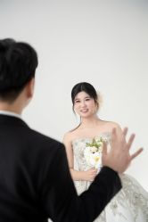 -雪中彩影婚纱摄影·微光艺术中心