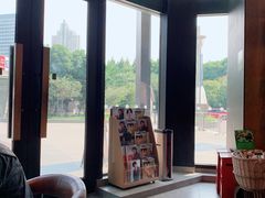 -星巴克臻选(莘庄仲盛店)