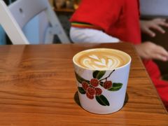 -Line 咖啡(石厦花园店)