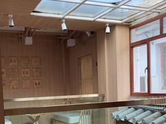 -霸王茶姬(南强街店)
