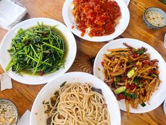 -牛八宝桂林米粉(八里庄店)