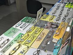 -视野联行眼镜蔡司·依视路官方授权店(顺城店)