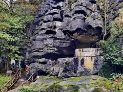 -梭布垭石林景区