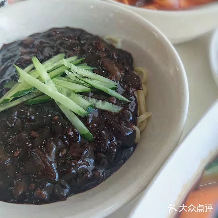 正宗🇰🇷炸酱面➕糖醋肉太上头!!!值得再来来