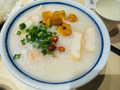 金牌艇仔粥-香港池仔记肠粉王(博多新记襄阳南路店)