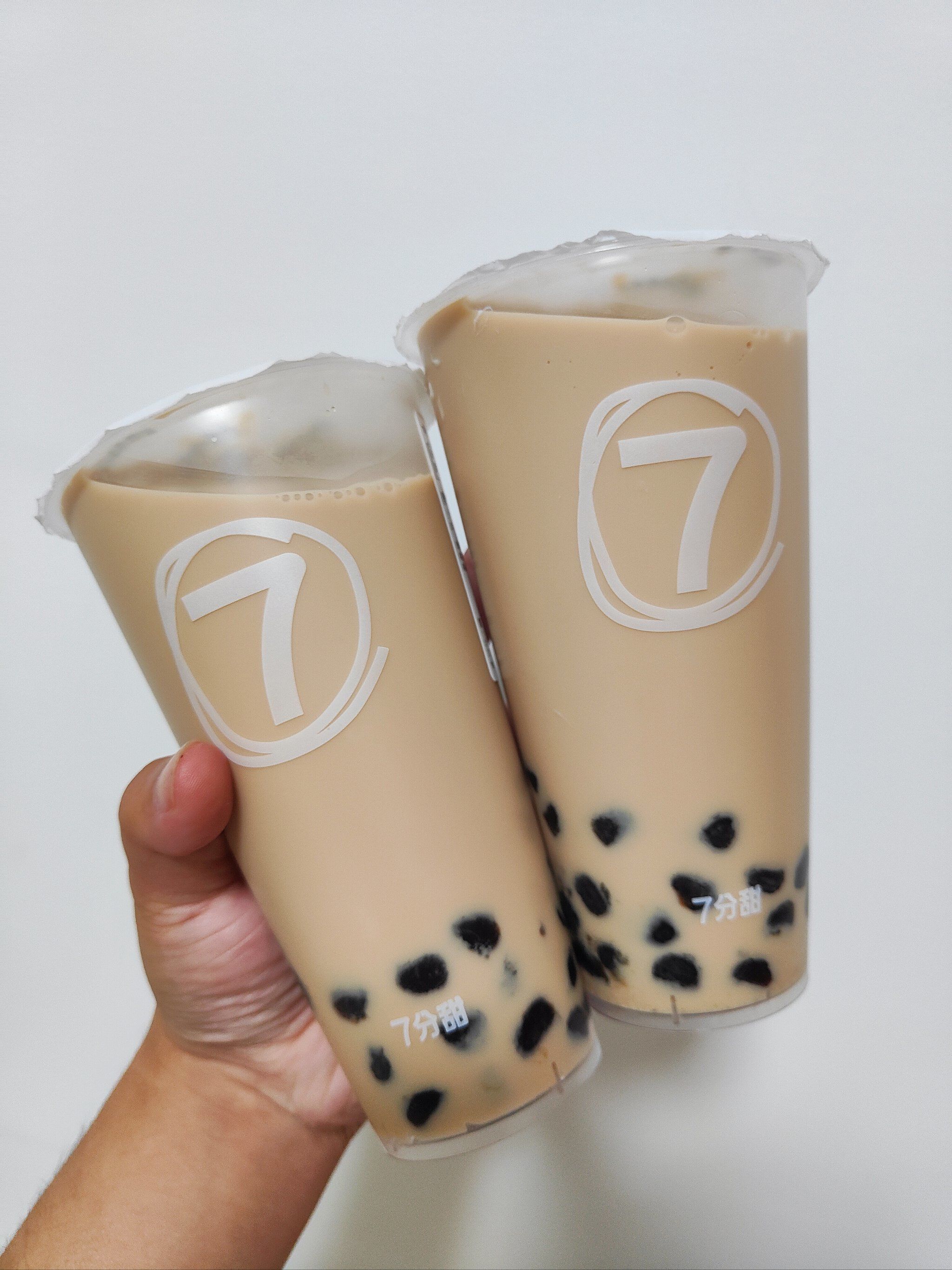 来杯珍珠奶茶暖手