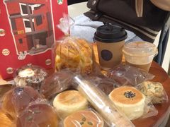 -沁屋面包店(人民东路店)