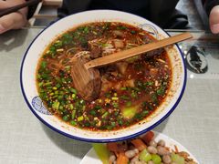 酸汤臊子面-大嘻咹biangbiang面(历史博物馆店)