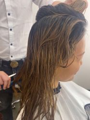 -心迪染发专门店