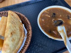 -穆彦华逍遥镇胡辣汤(岗坡路店)