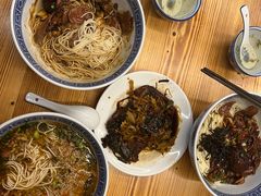 -沪西老弄堂面馆(定西路店)