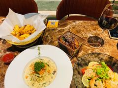 -Let'sBURGERplus·非常创意汉堡(三里屯店)