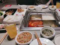 -海底捞火锅(让胡路万达店)