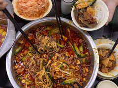 -周良天山牛杂城(天山路总店)