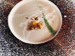 黑松露蘑菇汤-YUE·6·西式融合餐厅(外滩六号店)
