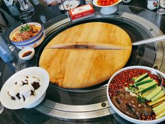 -挂旗柴锅鸡(蚌山区嘉年华店)