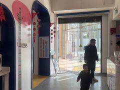 -龙格亲子游泳•水育早教运动中心