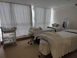 -JNK皮肤管理中心