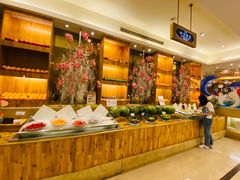 自助取餐区-芭菲盛宴·环球美食(锦城万达广场店)