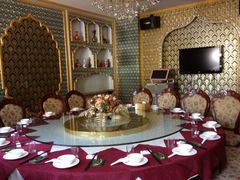 -马尔龙新疆饭店·清真(瑞景店)