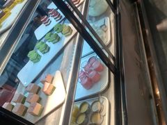 -遇上西雅图多融合海鲜自助餐厅(中房金谊广场店)