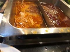-百年川椒重庆老火锅(光谷店)