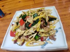 -下梅人家土菜馆(历史文化餐厅度假区店)