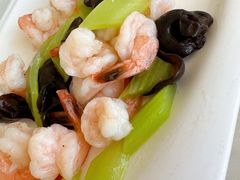 碧绿炒虾球-云中小雅