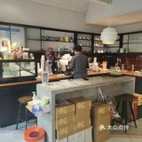 巨富长里藏着这么条安静小路