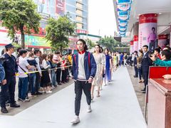 -广州白马服装市场