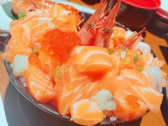 三文鱼火山丼-魔丼屋(日月光店)