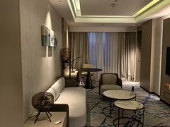 -上海漕河泾万丽酒店